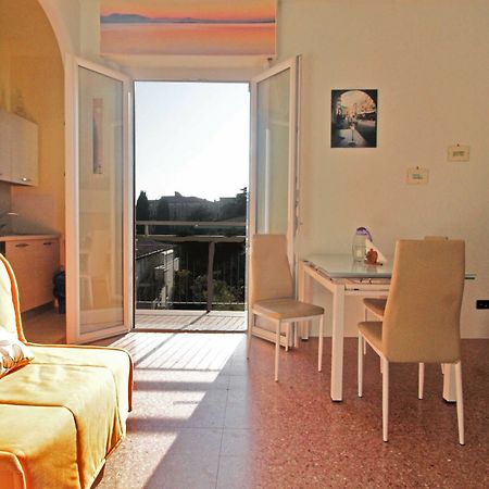 Appartamento Del Sole Desenzano del Garda Exteriör bild