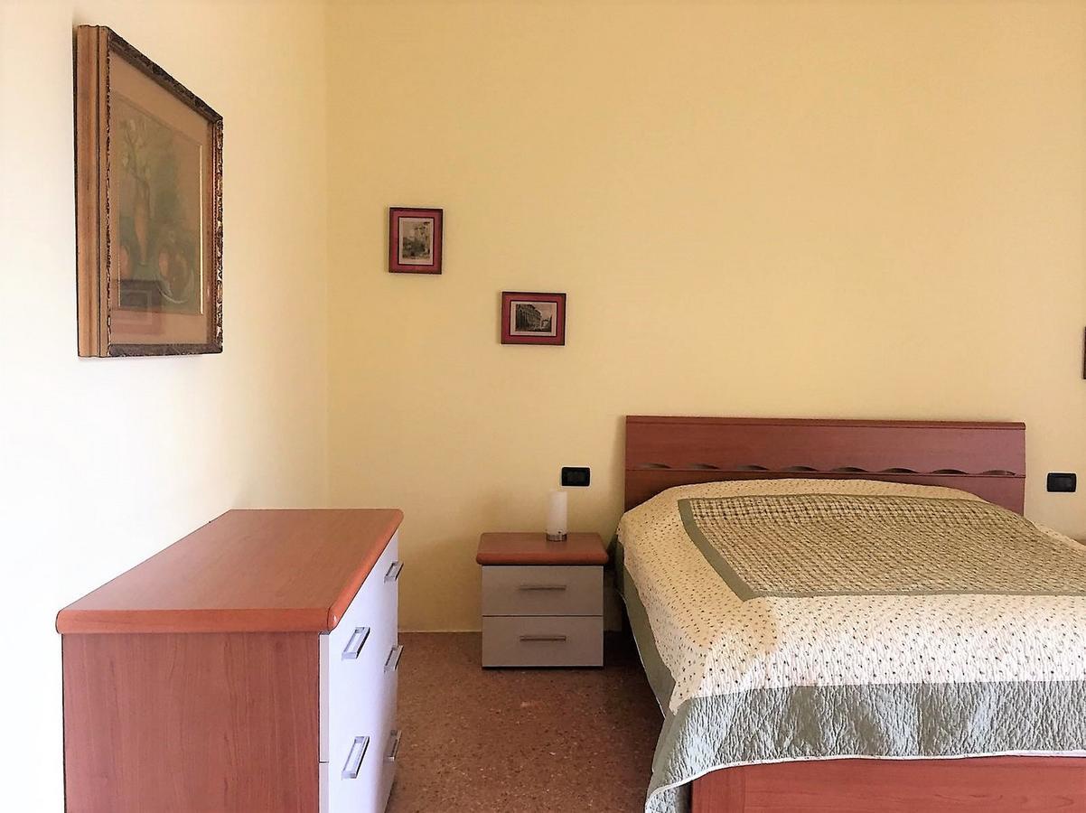 Appartamento Del Sole Desenzano del Garda Exteriör bild