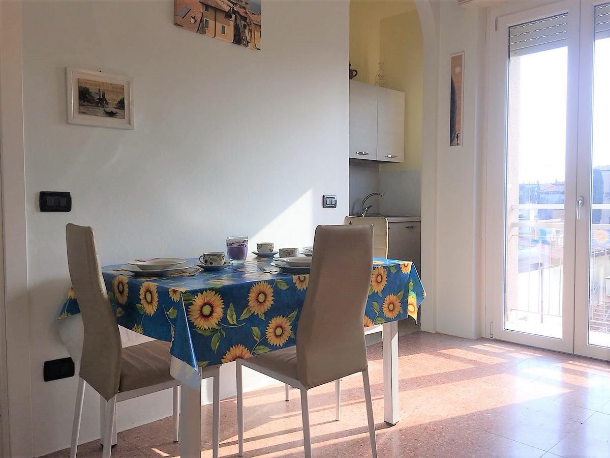 Appartamento Del Sole Desenzano del Garda Exteriör bild